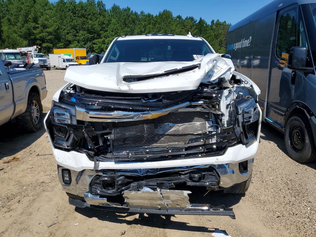2025 CHEVROLET SILVERADO K3500 LTZ — снимка 5