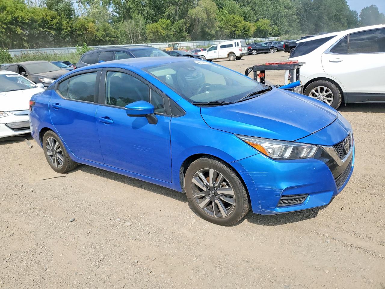 2021 NISSAN VERSA SV — снимка 4