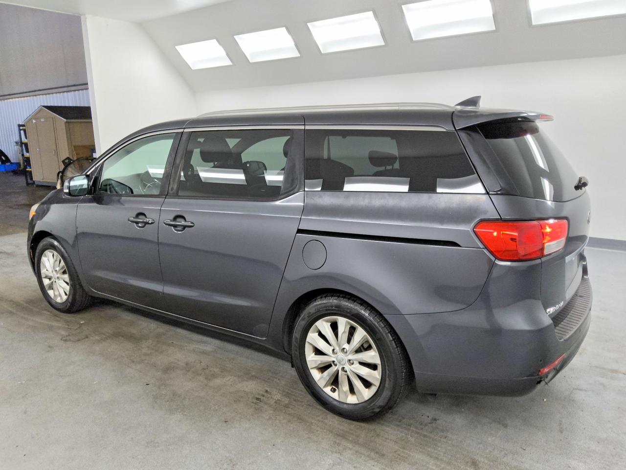 2016 KIA SEDONA EX — снимка 2