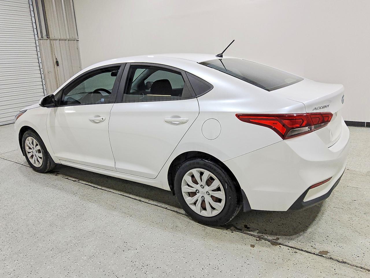 2019 HYUNDAI ACCENT SE — снимка 2
