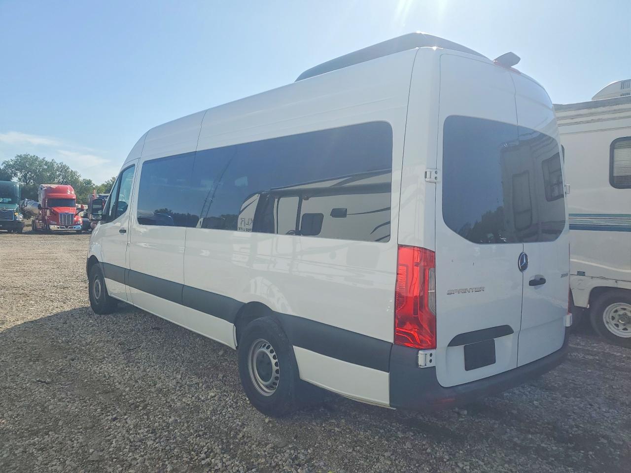 2025 MERCEDES-BENZ SPRINTER 2500 — снимка 2