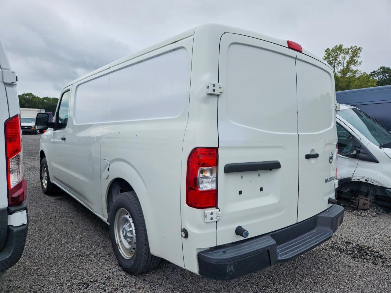 2019 NISSAN NV2500 — снимка 2