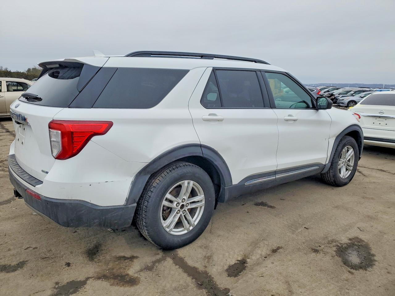 2020 FORD EXPLORER XLT — снимка 3