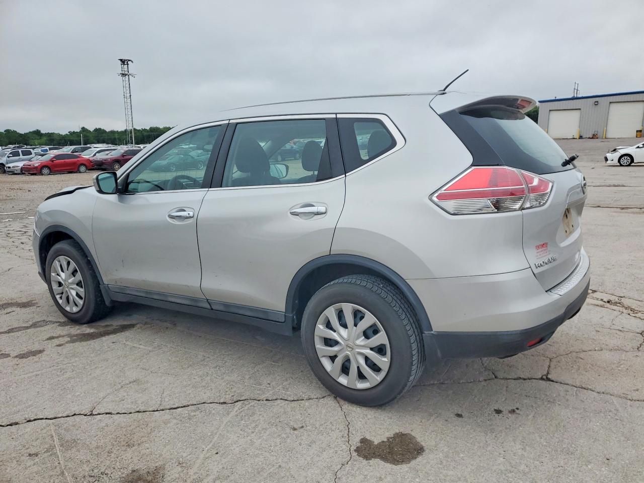 2015 NISSAN ROGUE S — снимка 2