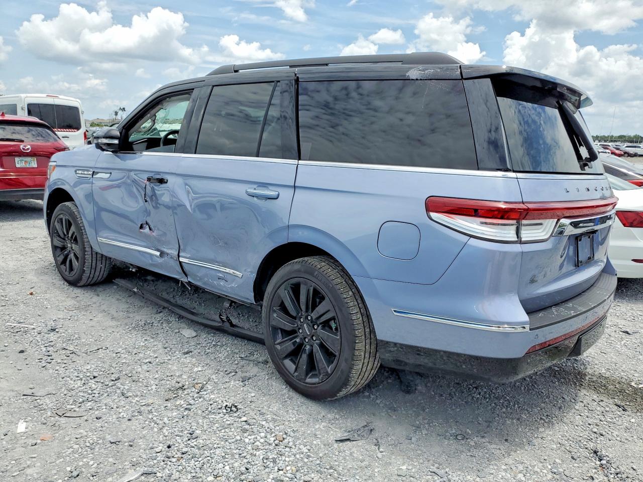 2024 LINCOLN NAVIGATOR BLACK LABEL — снимка 2