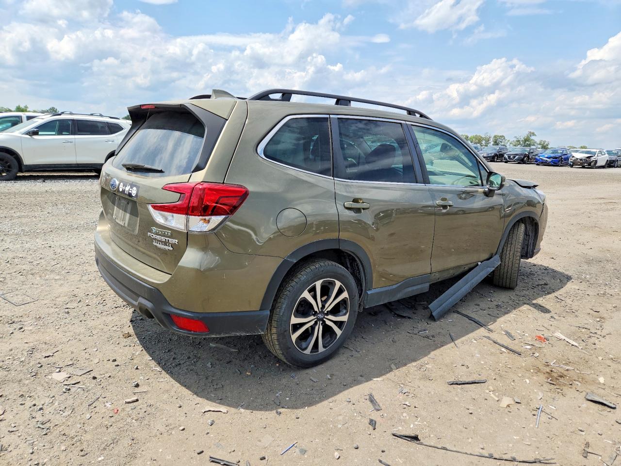 2023 SUBARU FORESTER LIMITED — снимка 3