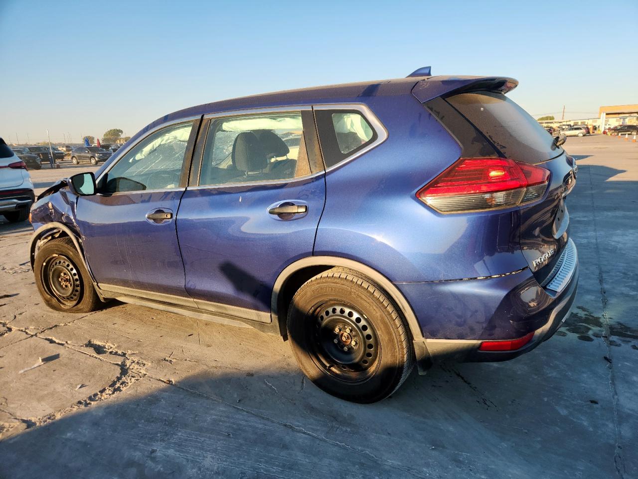 2017 NISSAN ROGUE S — снимка 2