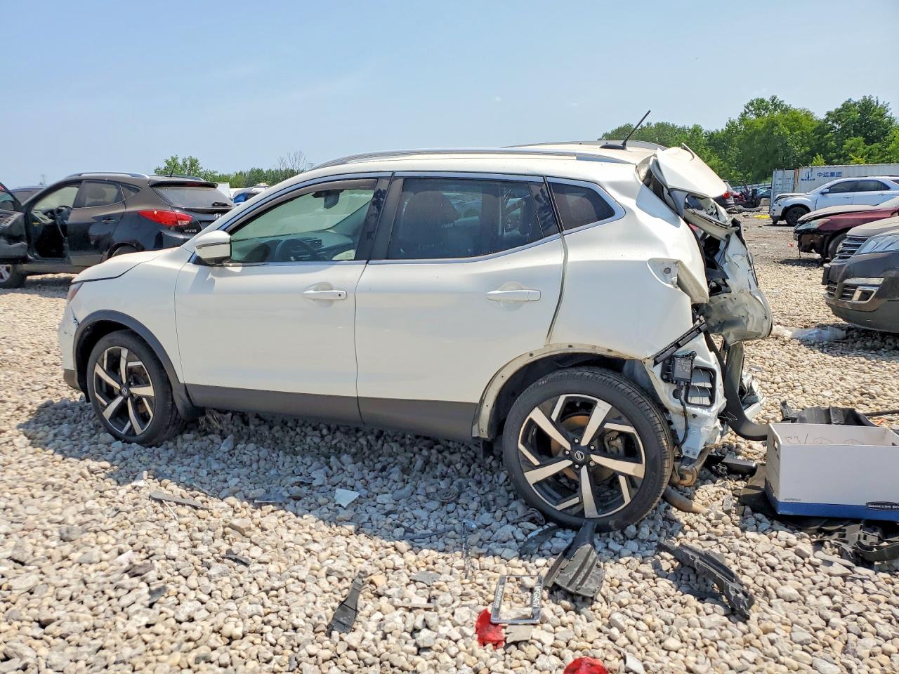 2021 NISSAN ROGUE SPORT SL — снимка 2
