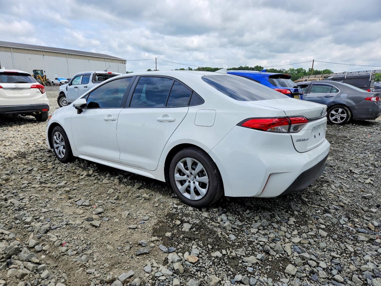 2025 TOYOTA COROLLA LE — снимка 2