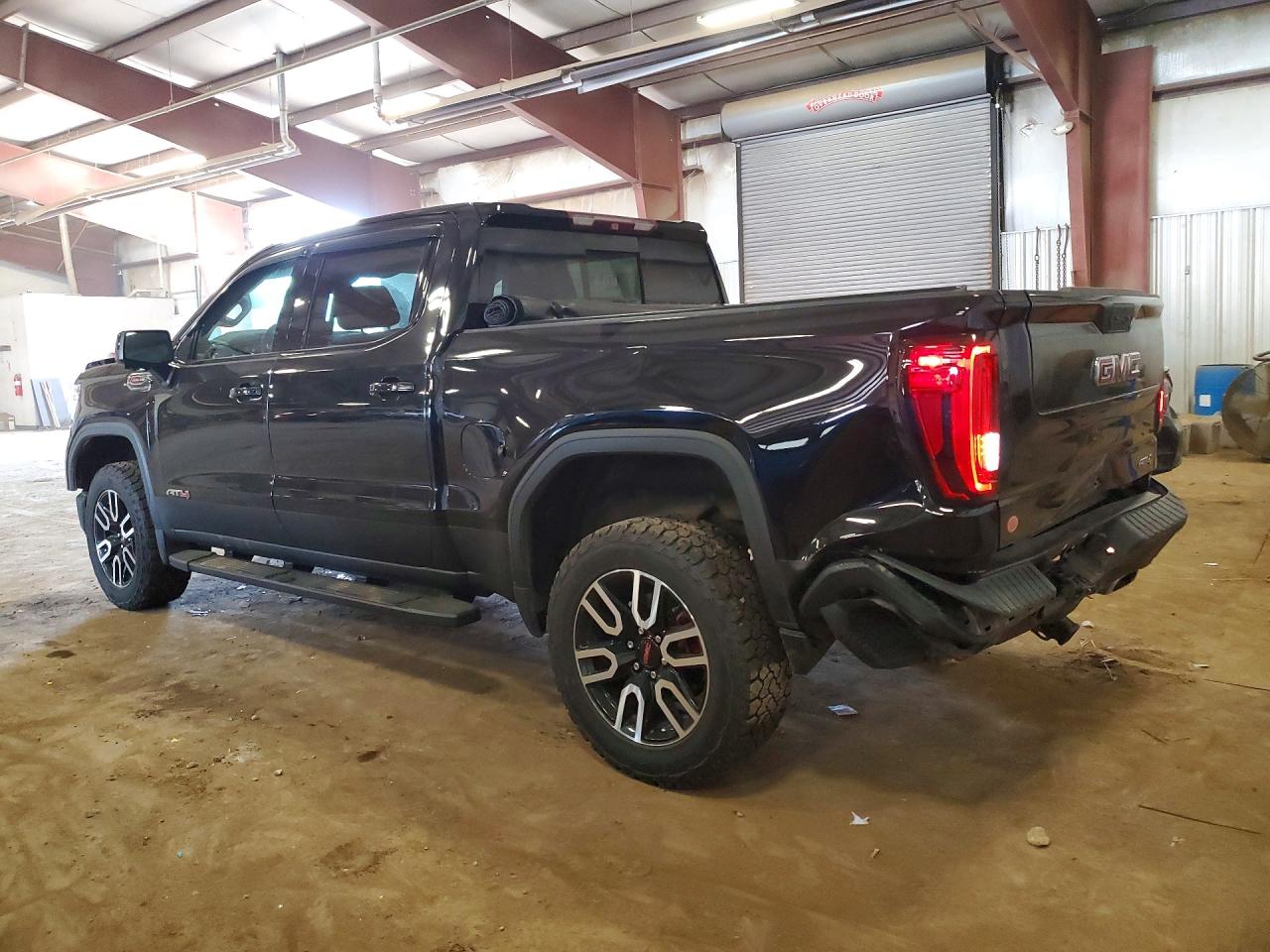 2019 GMC SIERRA K1500 AT4 — снимка 2