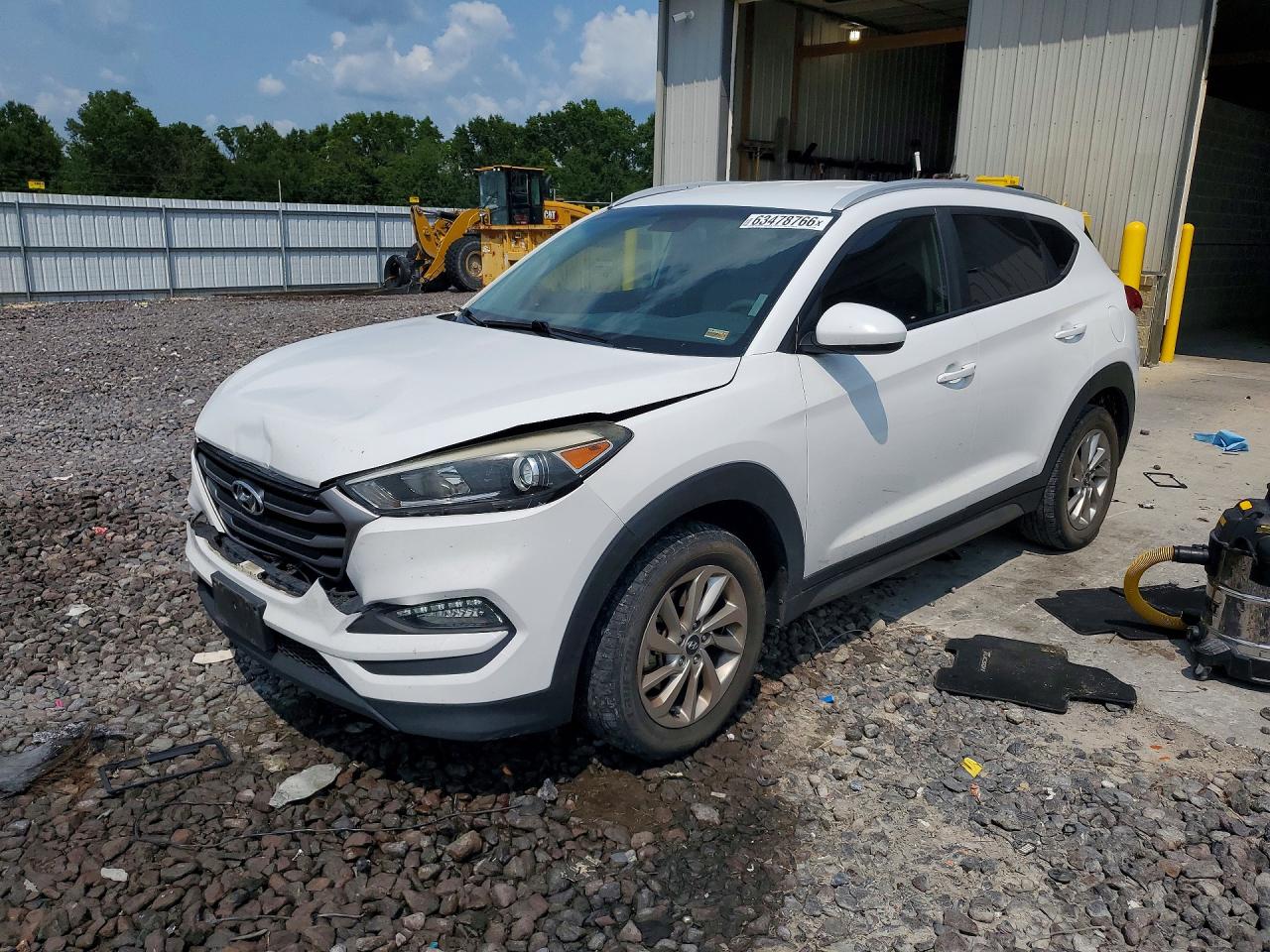 2017 HYUNDAI TUCSON SE