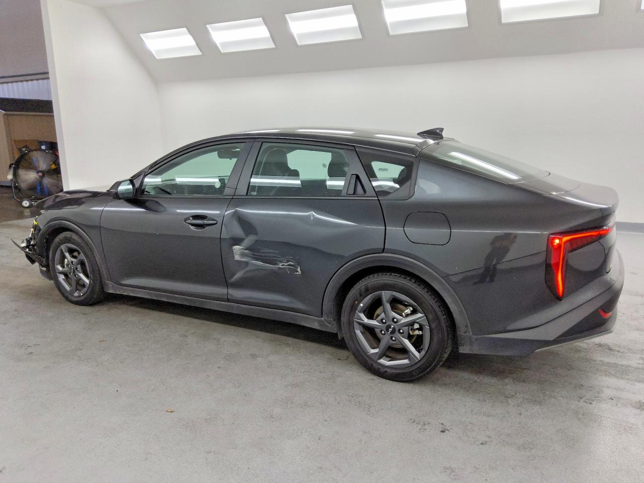 2025 KIA K4 LXS — снимка 2