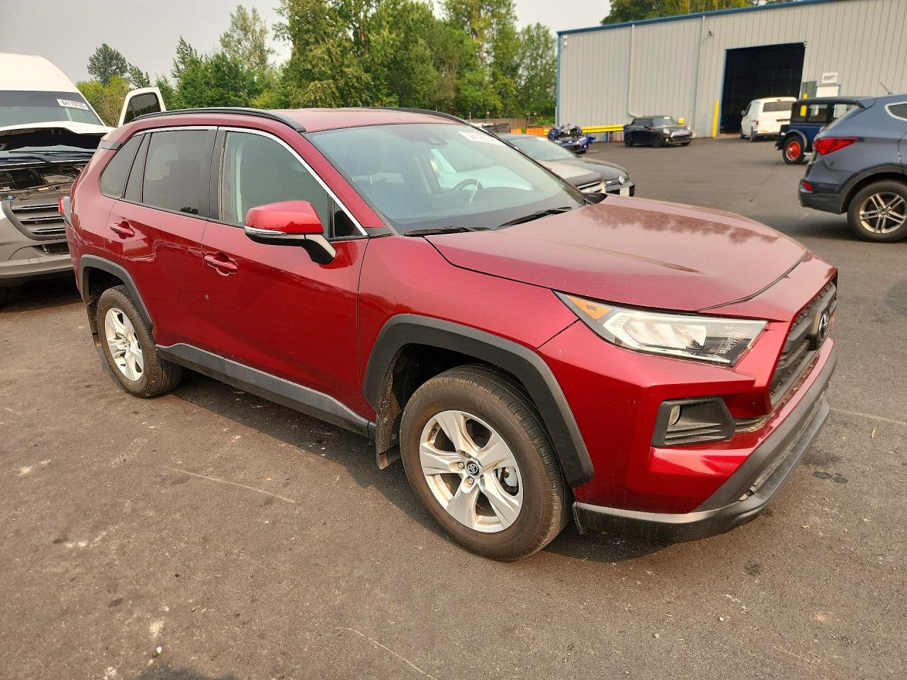 2020 TOYOTA RAV4 XLE — снимка 4