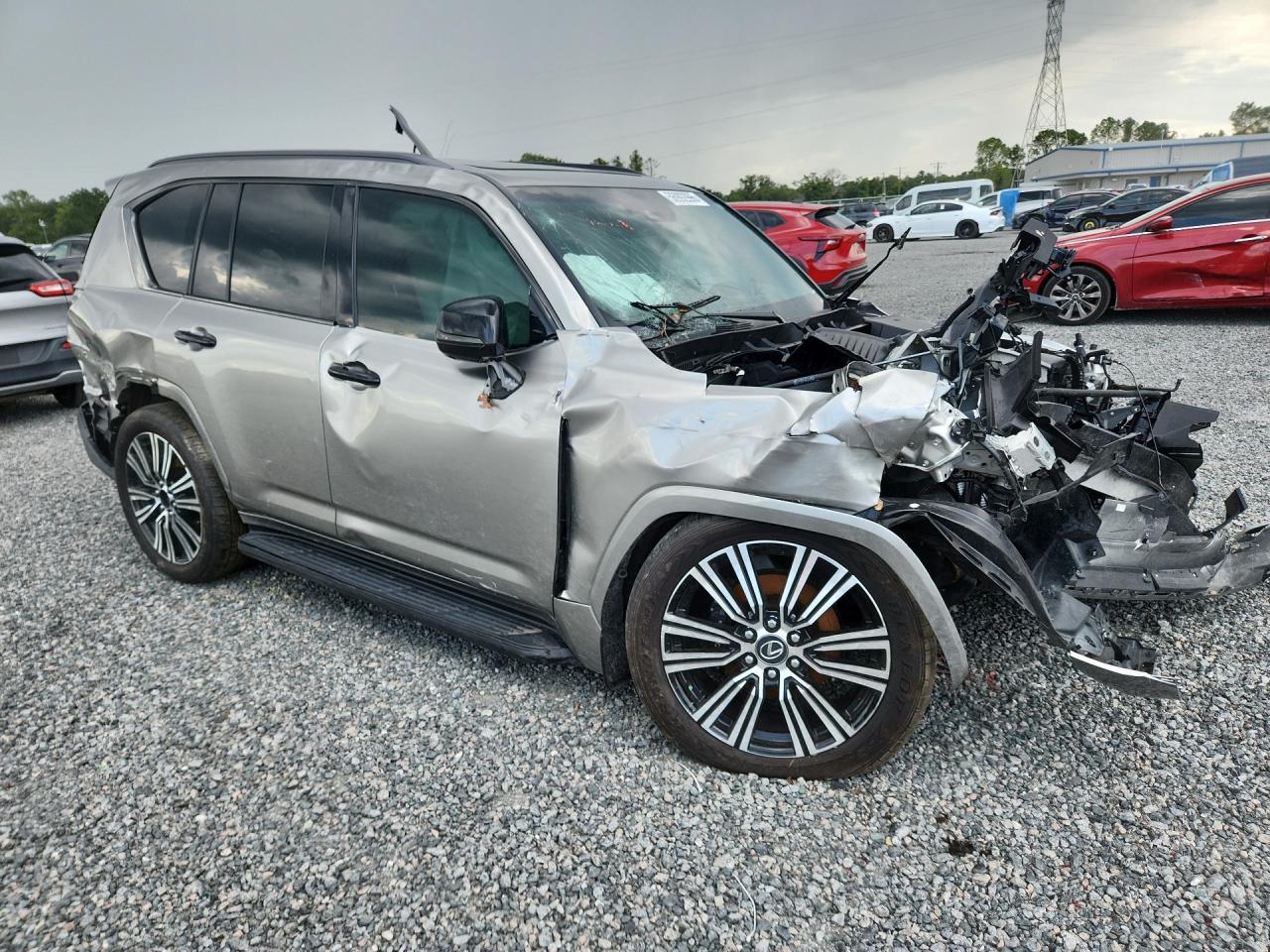 2024 LEXUS LX 600 LUXURY — снимка 4