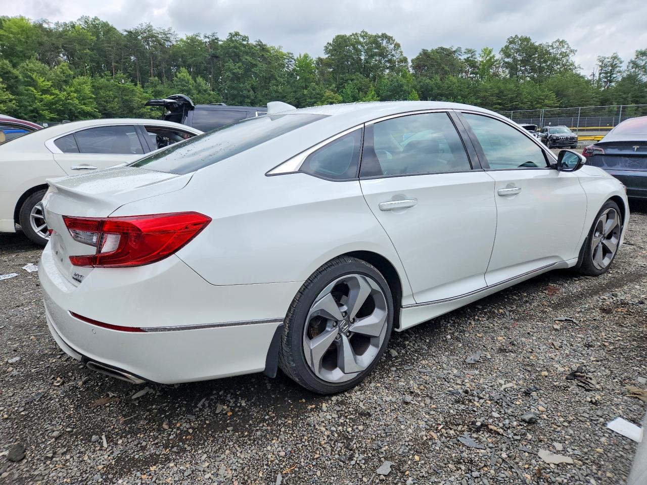 2018 HONDA ACCORD TOURING — снимка 3