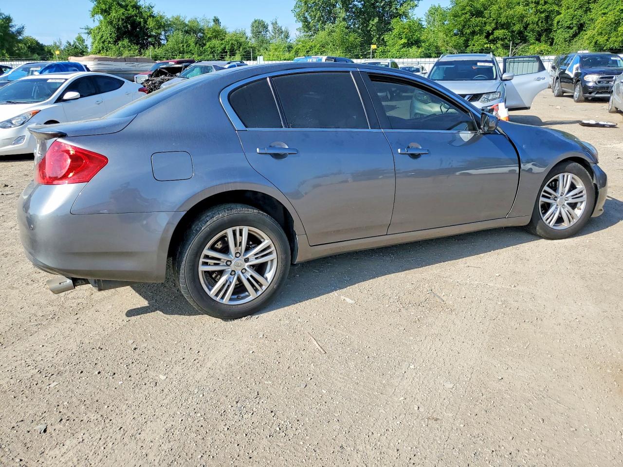 2013 INFINITI G37 X — снимка 3