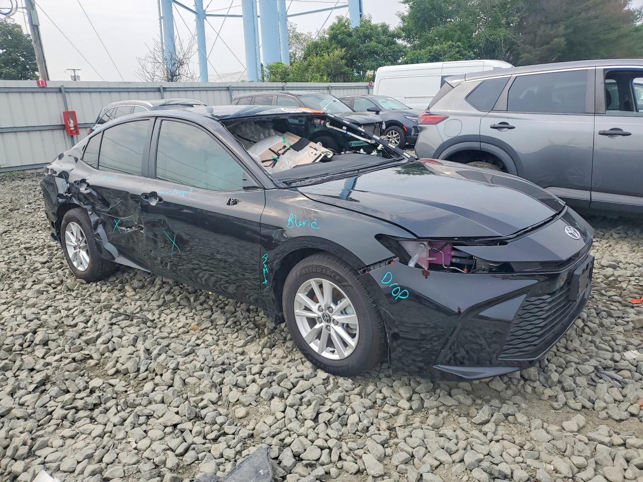 2025 TOYOTA CAMRY LE — снимка 4