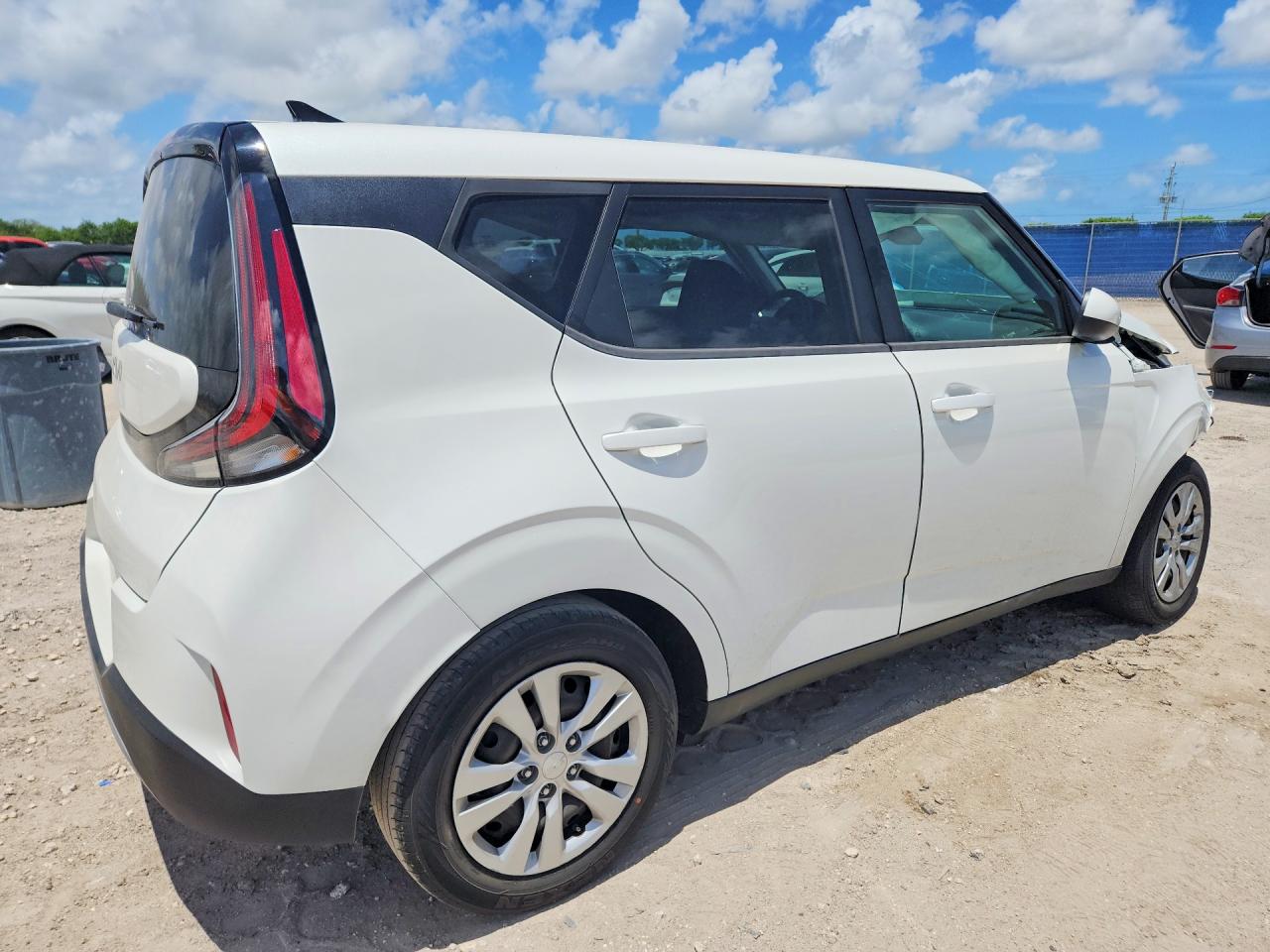 2023 KIA SOUL LX — снимка 3