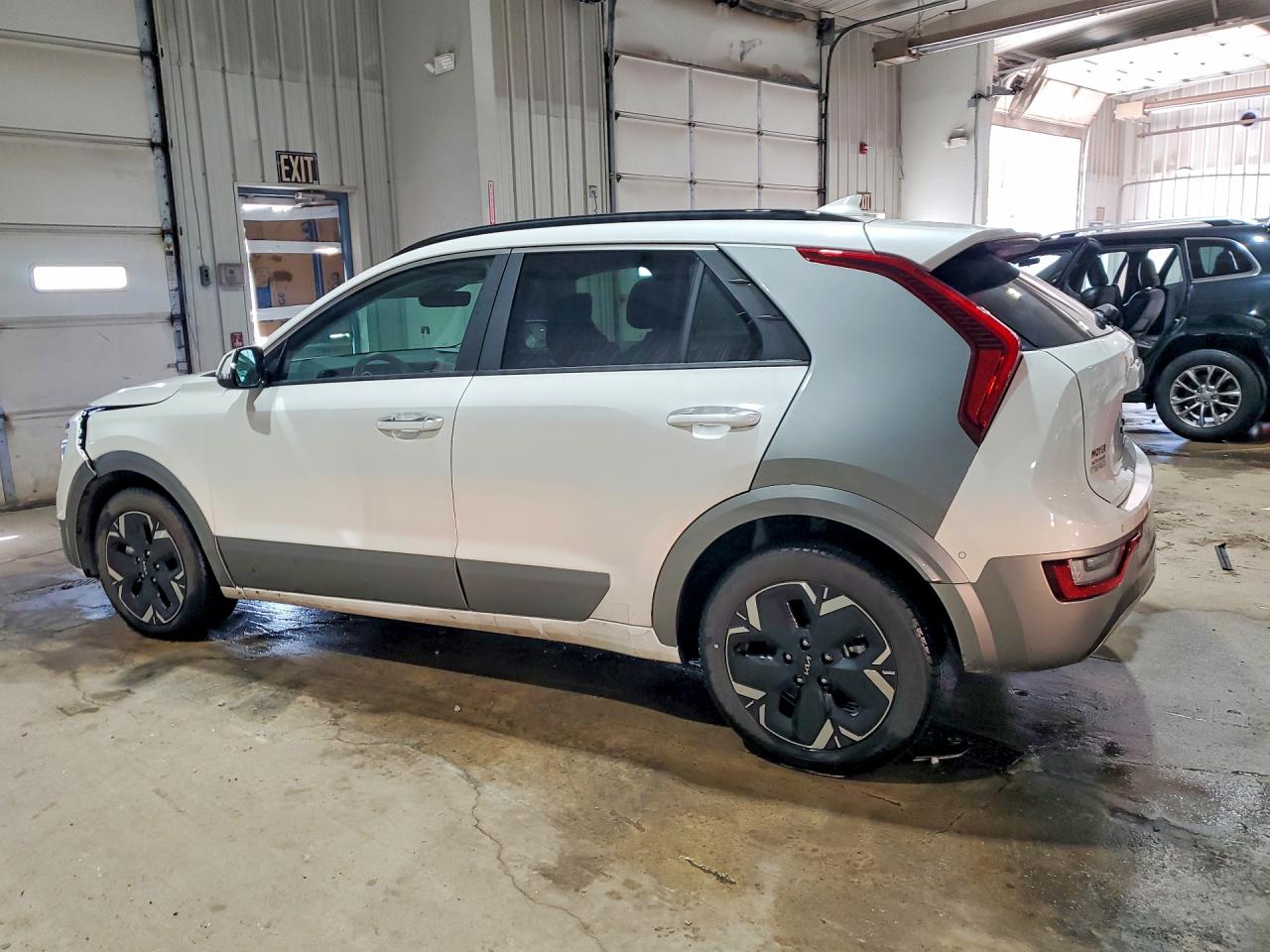 2025 KIA NIRO WAVE — снимка 2