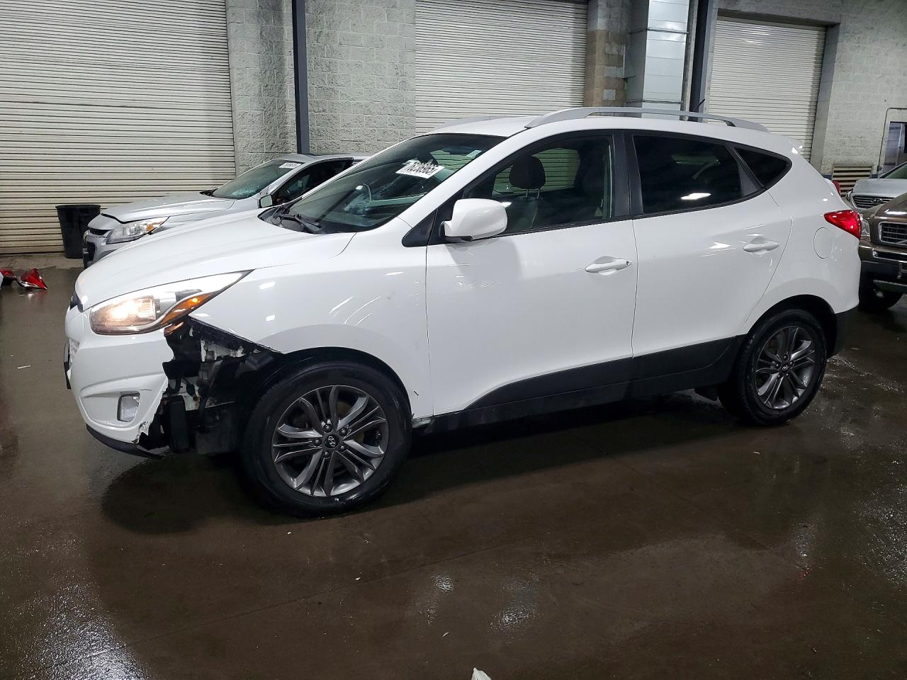 2015 HYUNDAI TUCSON SE