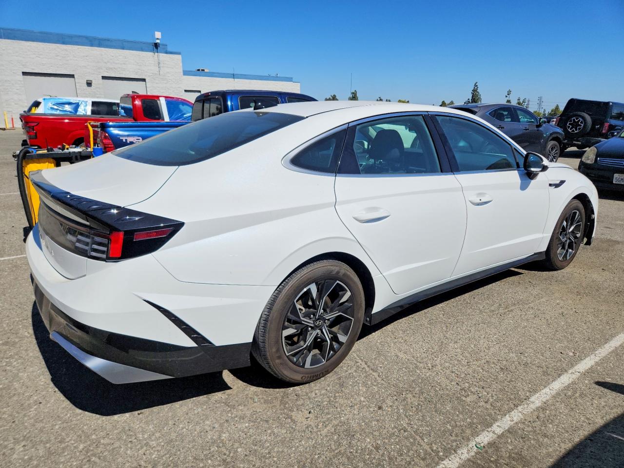 2025 HYUNDAI SONATA SEL — снимка 4