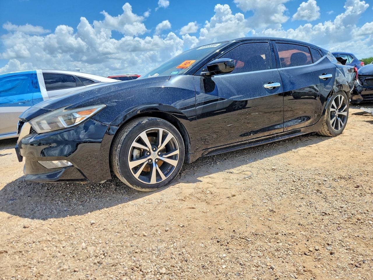 2017 NISSAN MAXIMA