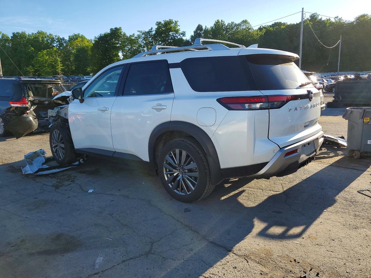 2025 NISSAN PATHFINDER SL — снимка 2