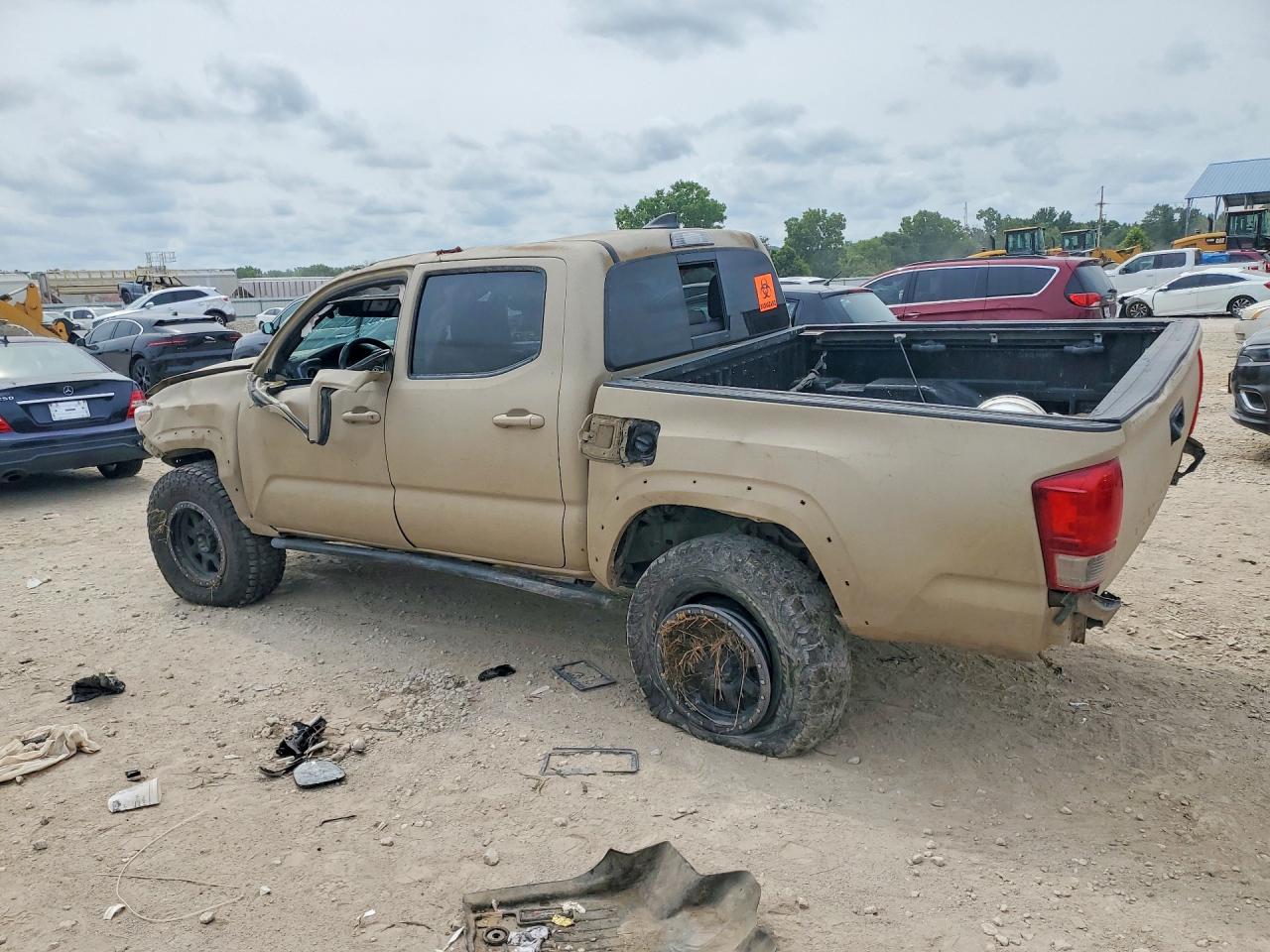 2017 TOYOTA TACOMA TRD OFF-ROAD — снимка 2