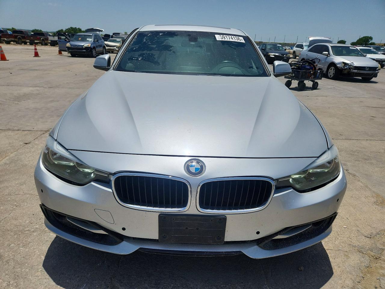 2016 BMW 320 I — снимка 5