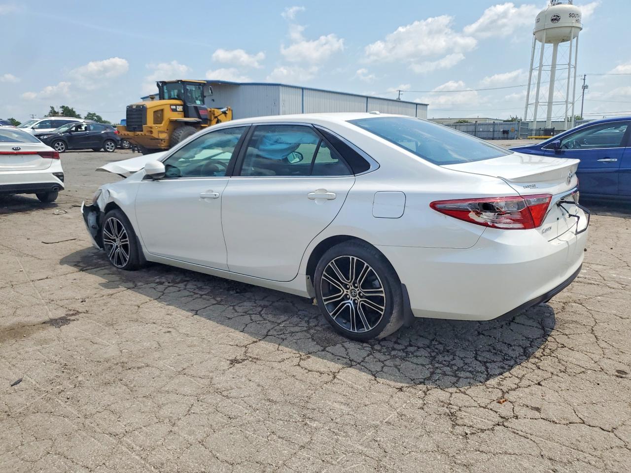 2016 TOYOTA CAMRY SPECIAL EDITION — снимка 2