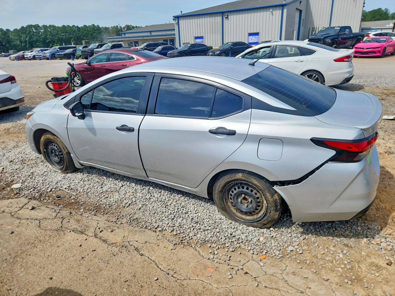 2023 NISSAN VERSA S — снимка 2