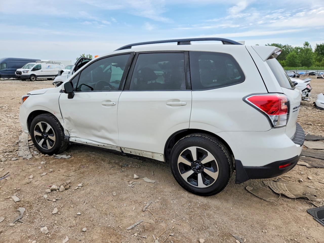 2017 SUBARU FORESTER 2.5I PREMIUM — снимка 2