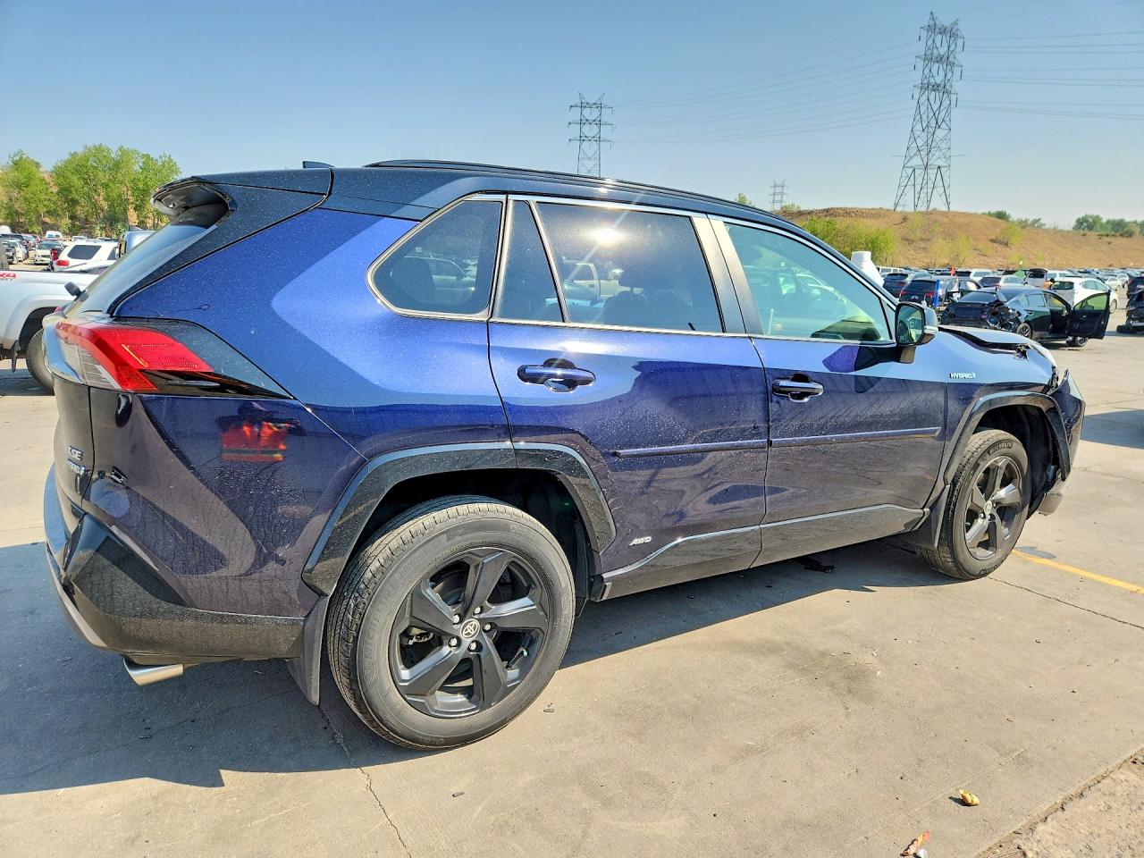 2021 TOYOTA RAV4 XSE — снимка 3