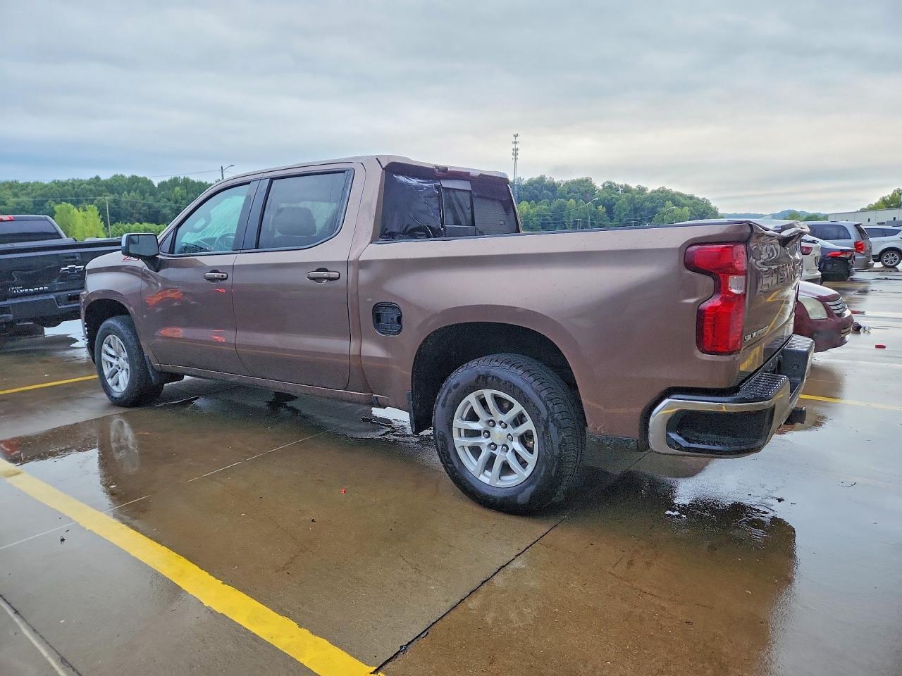 2019 CHEVROLET SILVERADO K1500 LT — снимка 2
