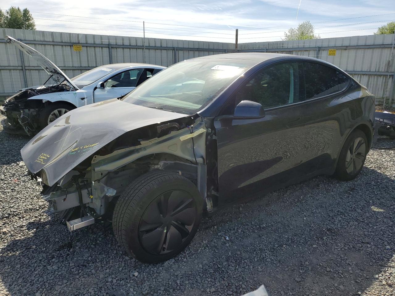 2026 TESLA MODEL Y