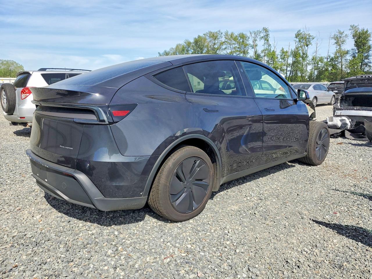 2026 TESLA MODEL Y — снимка 3