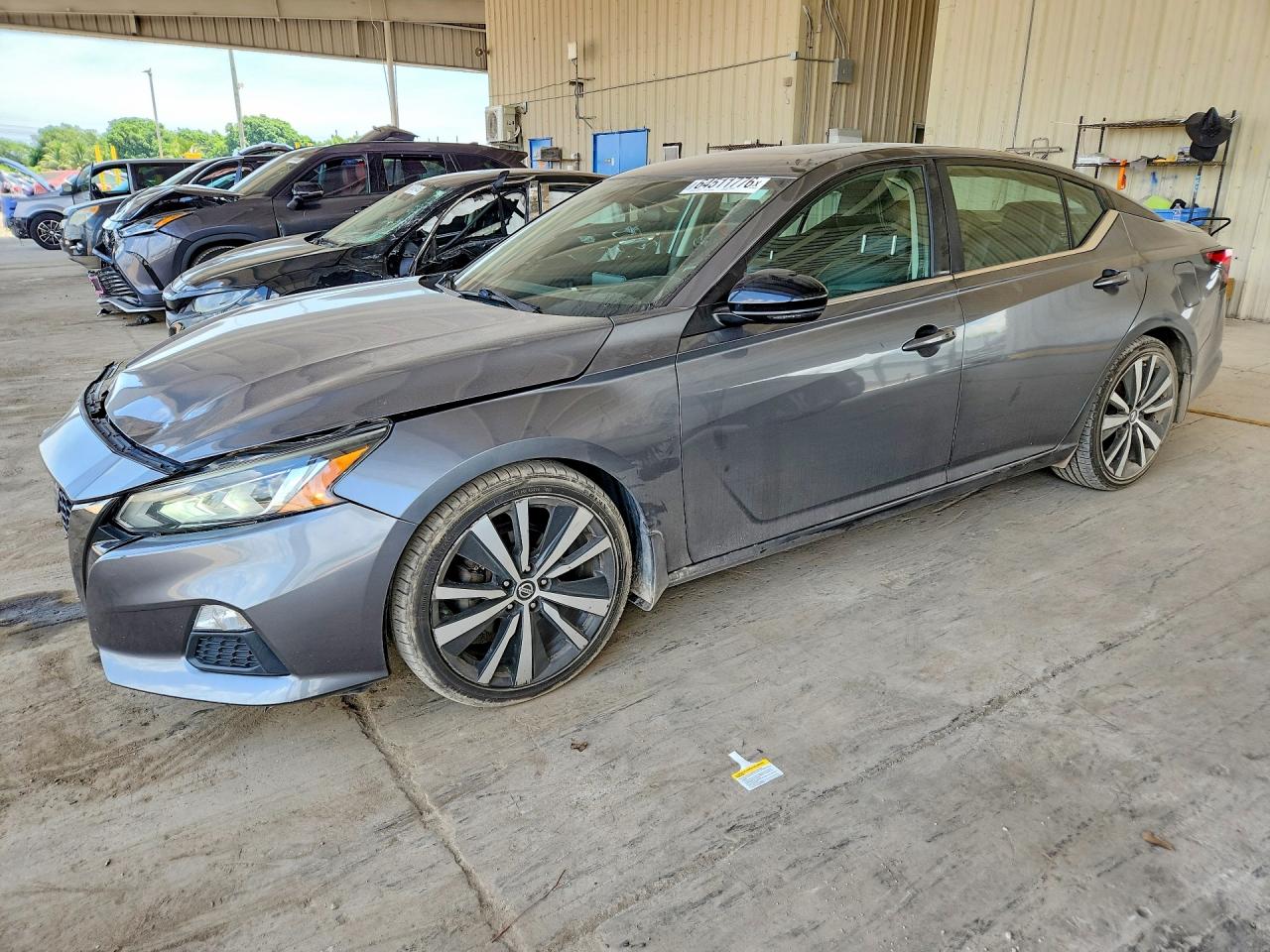 2019 NISSAN ALTIMA SR