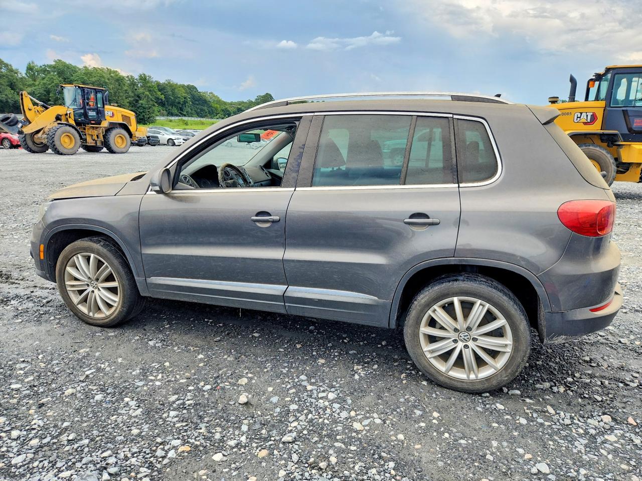 2016 VOLKSWAGEN TIGUAN S — снимка 2
