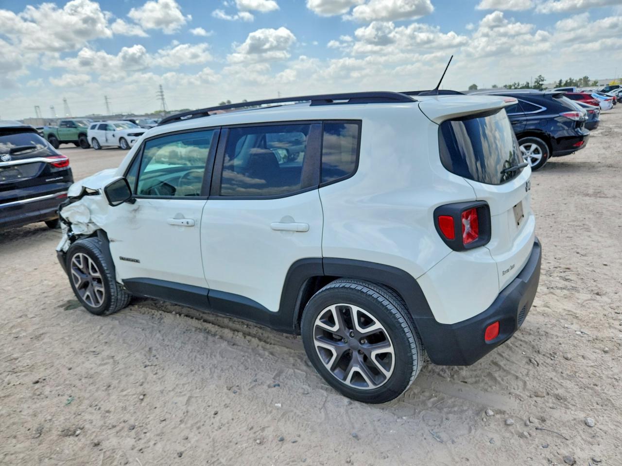 2015 JEEP RENEGADE LATITUDE — снимка 2