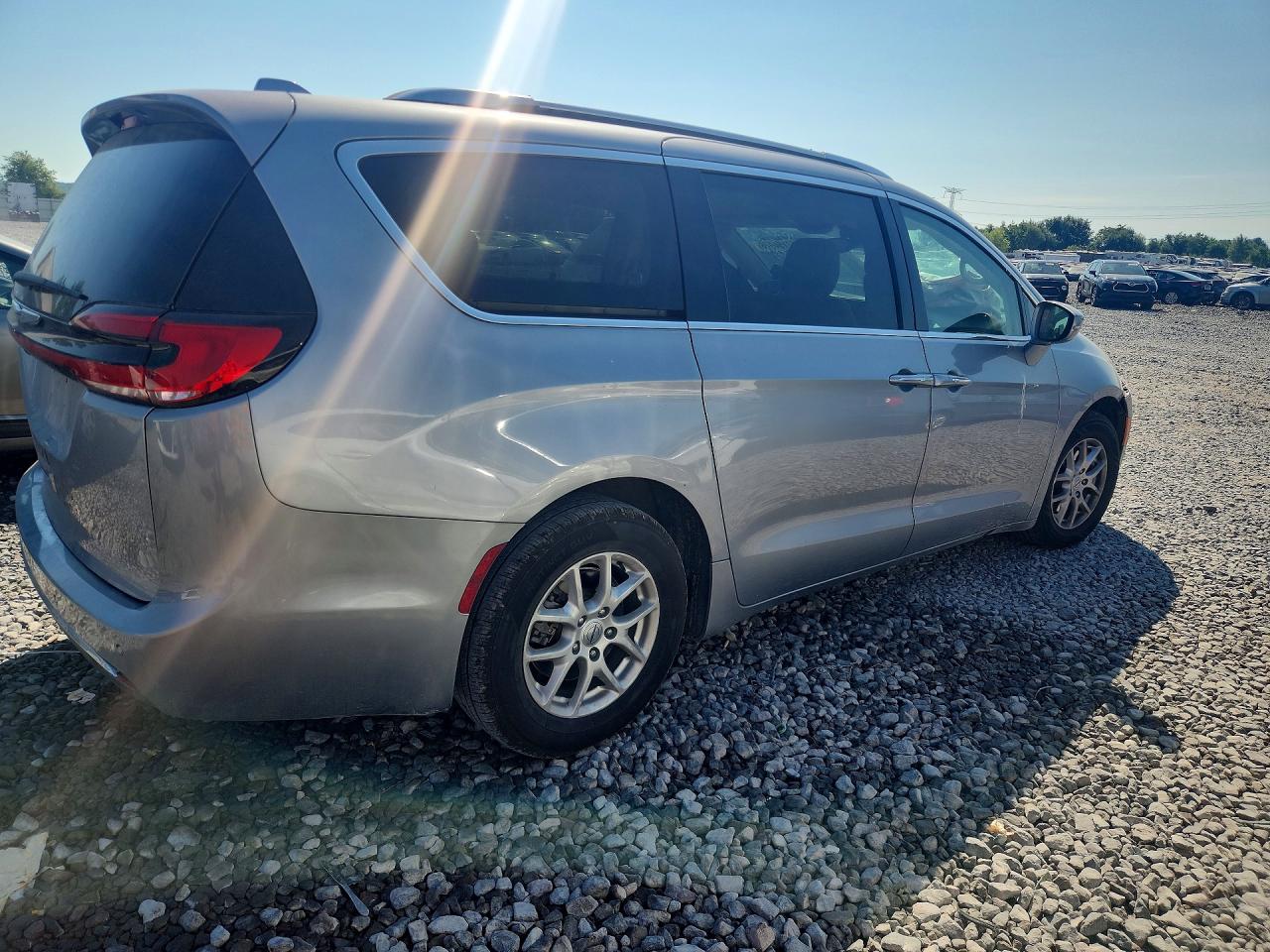 2021 CHRYSLER PACIFICA TOURING L — снимка 3