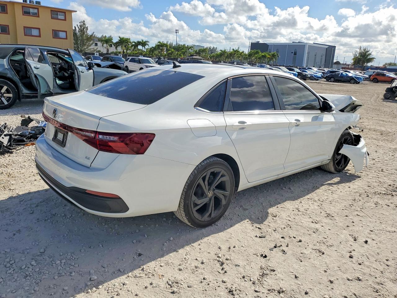 2025 VOLKSWAGEN JETTA SE — снимка 3