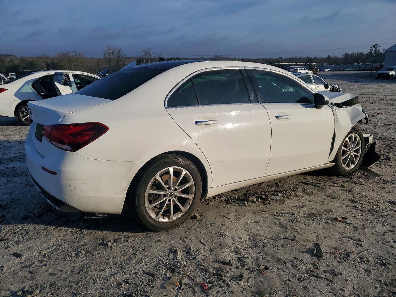 2020 MERCEDES-BENZ A 220 — снимка 3
