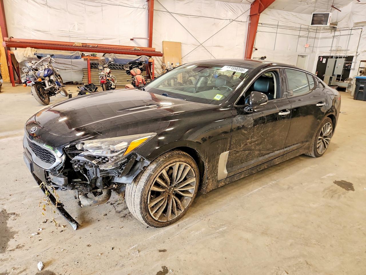 2018 KIA STINGER PREMIUM