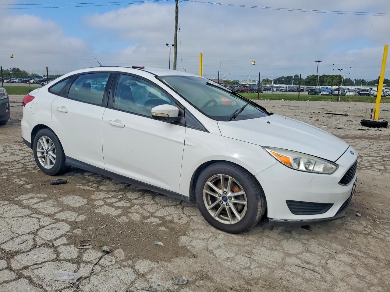2016 FORD FOCUS SE — снимка 4