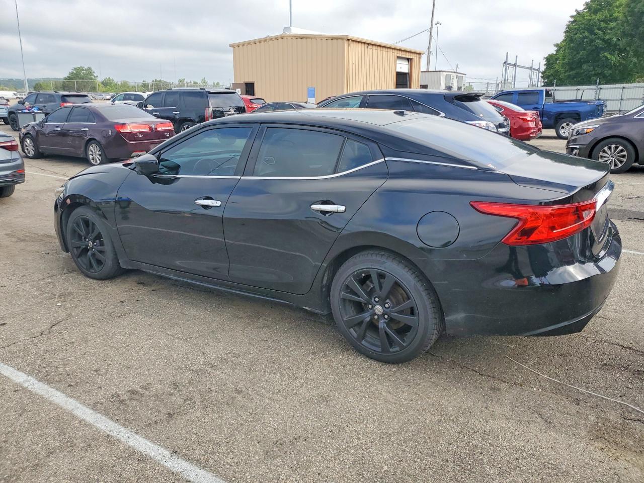 2017 NISSAN MAXIMA 3.5 S — снимка 2