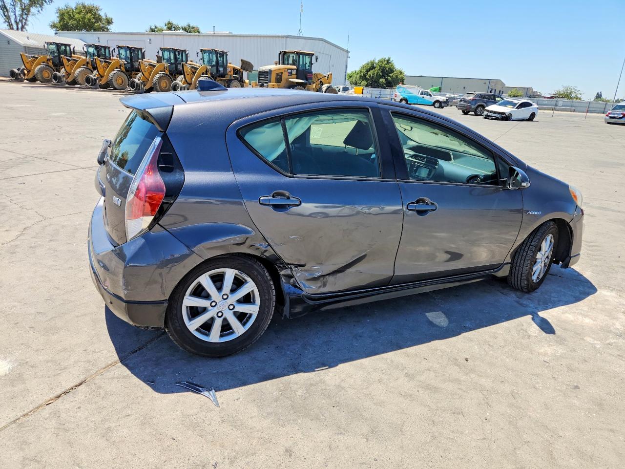 2017 TOYOTA PRIUS C TWO — снимка 3