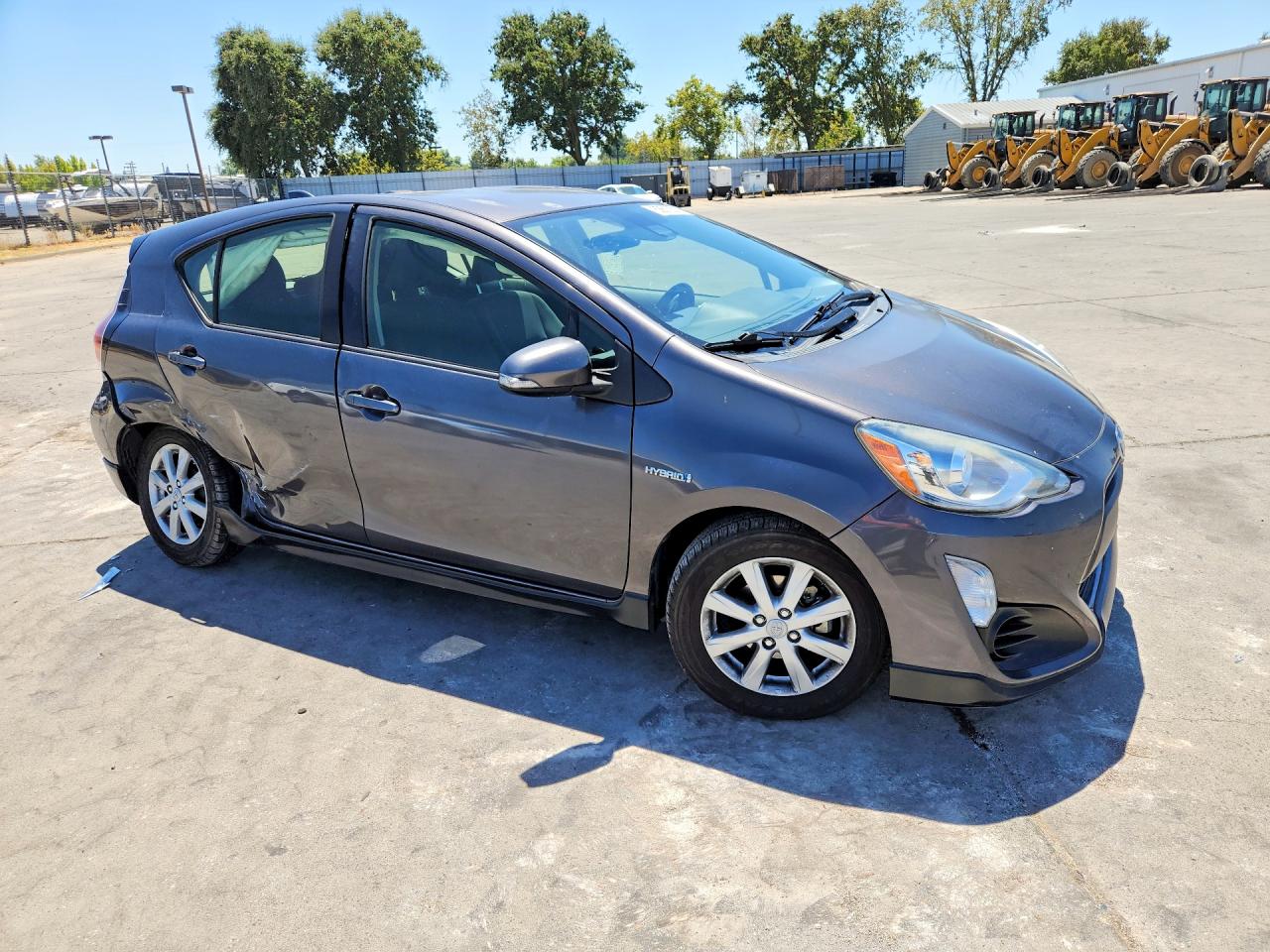 2017 TOYOTA PRIUS C TWO — снимка 4