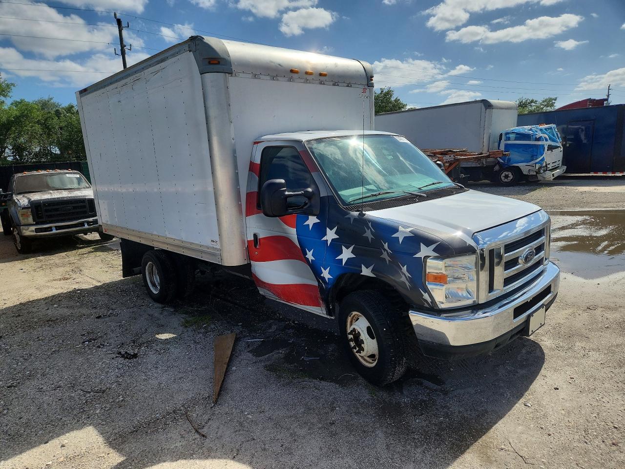 2017 FORD ECONOLINE E350 — снимка 4
