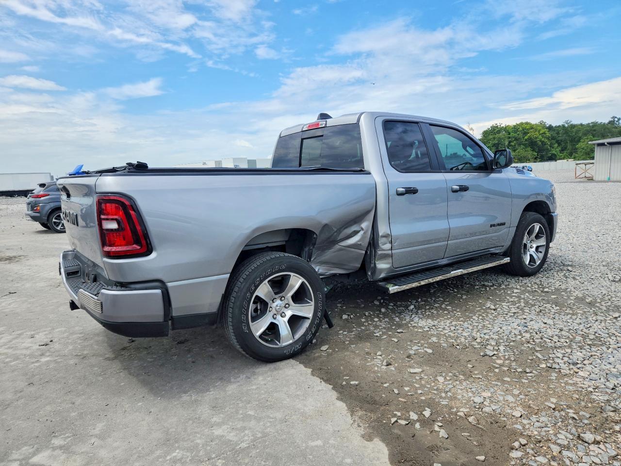 2025 RAM 1500 TRADESMAN — снимка 3