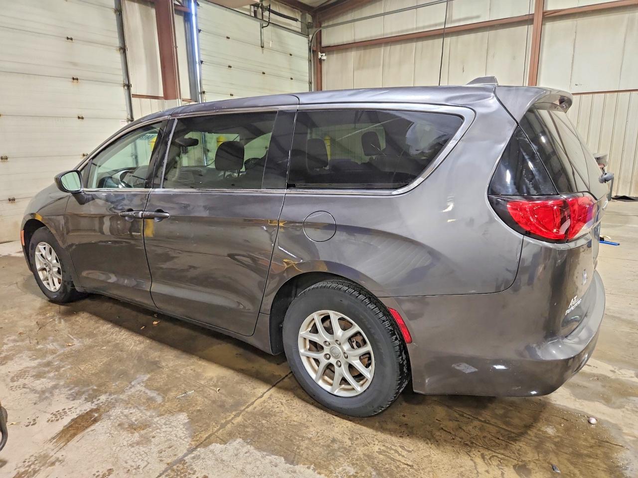 2017 CHRYSLER PACIFICA TOURING — снимка 2